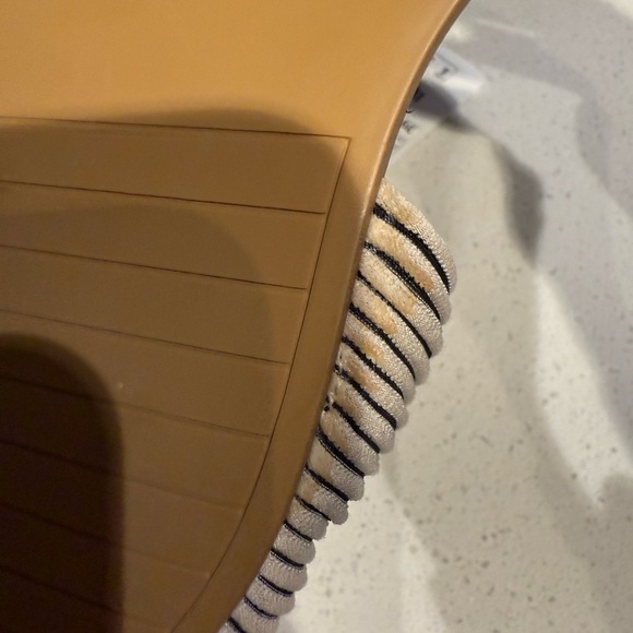 Zara NWT tan/Off-white and Black Striped Bow women’s flat Sandals - size EU 39 - Picture 7 of 7